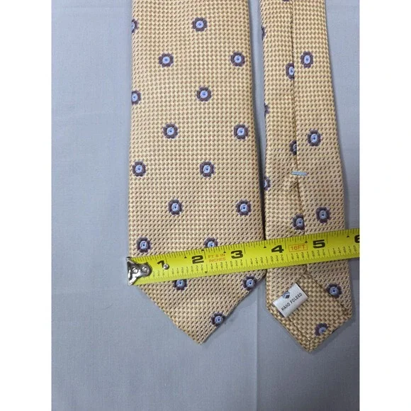 Peter Millar Silk Tie Yellow/Beige Geometric Designer Pattern Hand Folded Mens - Picture 4 of 8